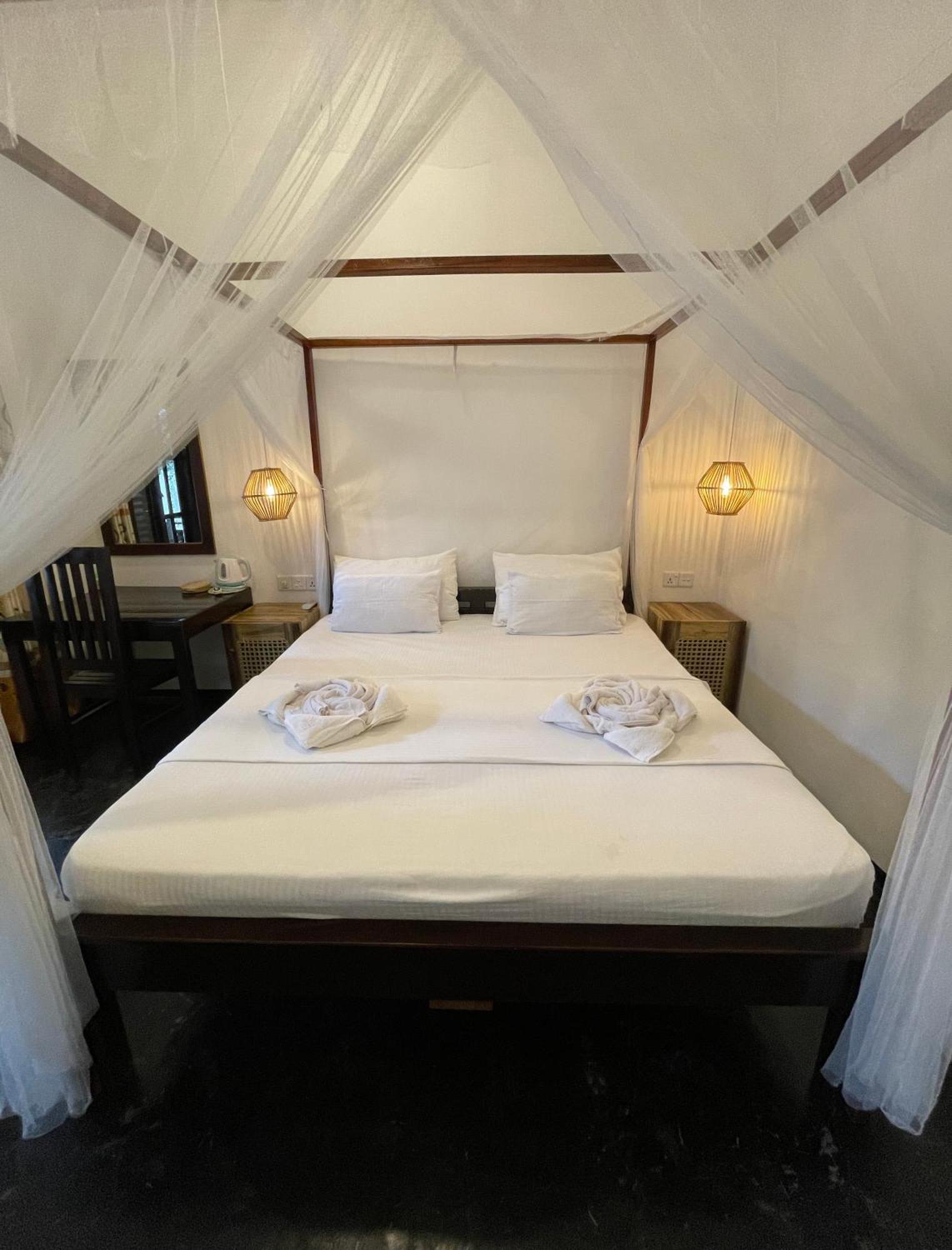 Hostel Agra Arugambay Arugam Bay Zewnętrze zdjęcie